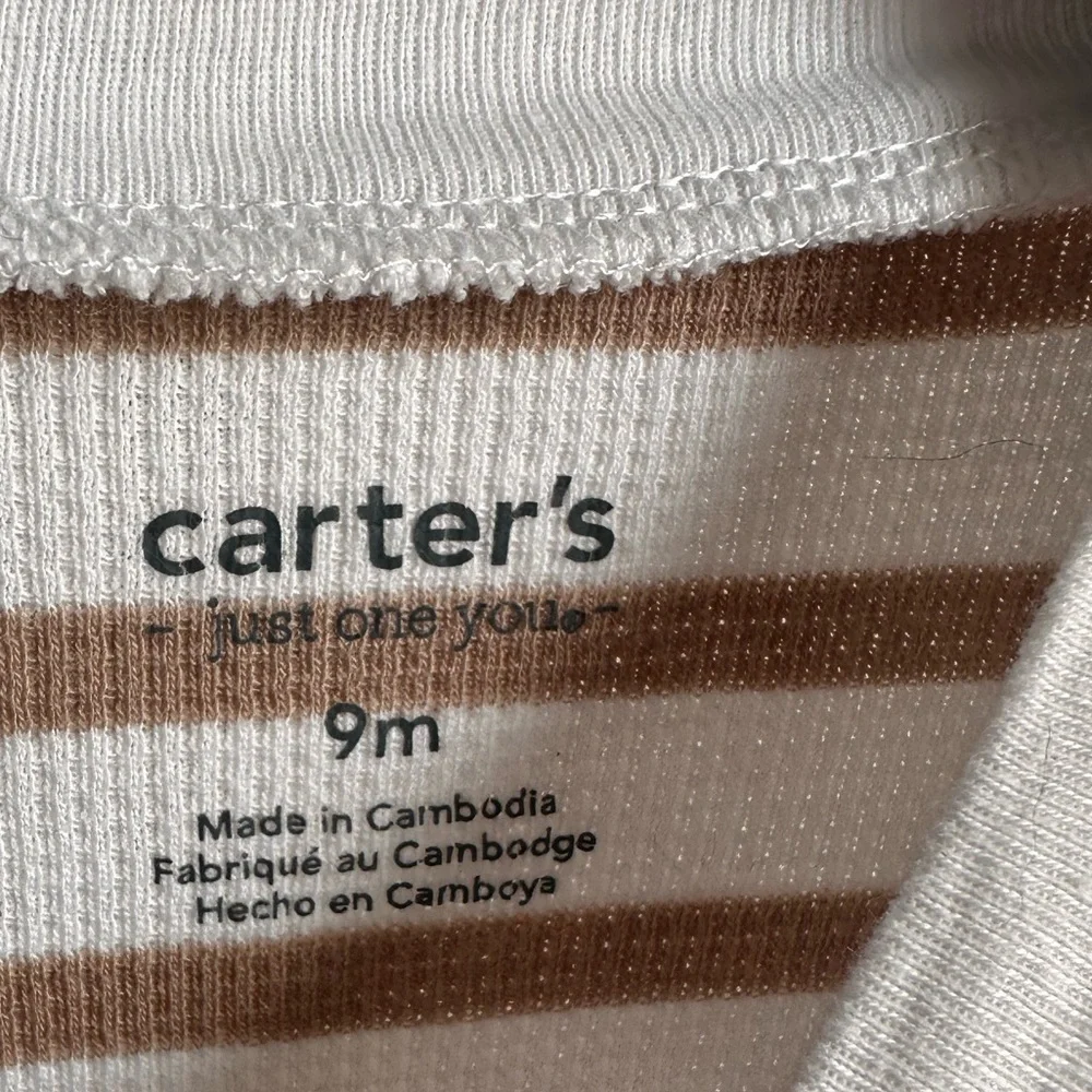 Carters 9 month footsie
